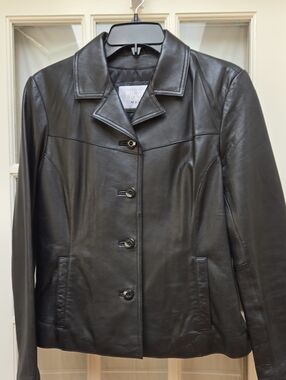 Wilsons Leather Women's Black Button-Front Leather Jacket